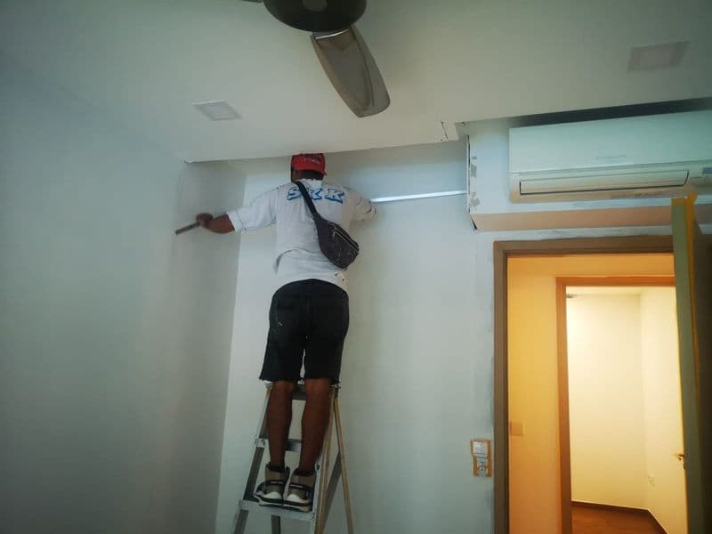 When to hire false ceiling and wall cornice hacking services Singapore